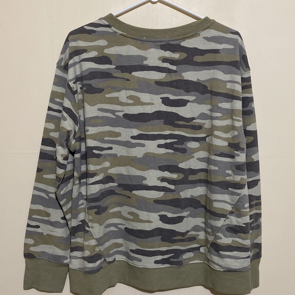 C&C California Women Camo Print Sweater Size XL - Picture 7 of 14